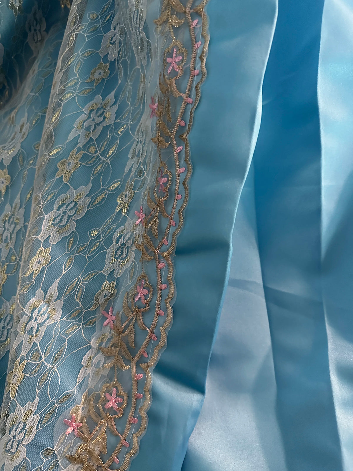 Medieval Ball Dress For Women Renaissance Victorian Champagne